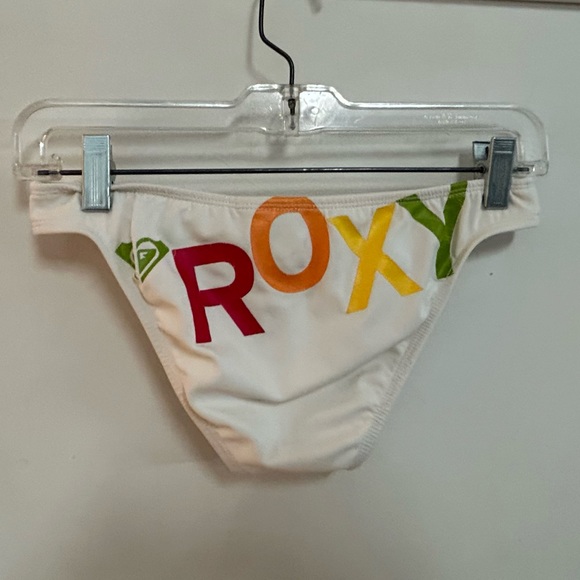 Vintage Roxy Bikini - Picture 8 of 16